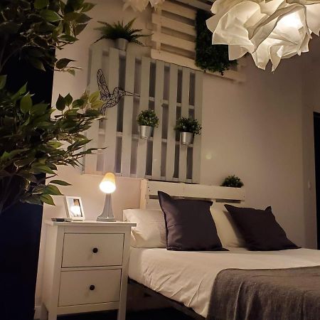 Small And Cozy Rooms - G Valencia Exteriör bild