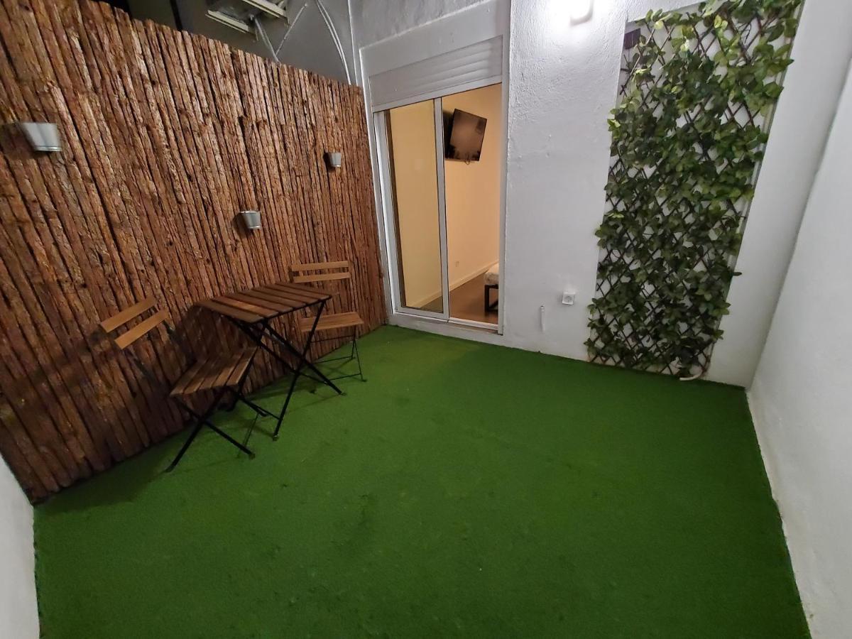 Small And Cozy Rooms - G Valencia Exteriör bild