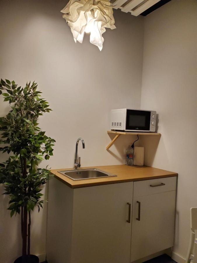Small And Cozy Rooms - G Valencia Exteriör bild