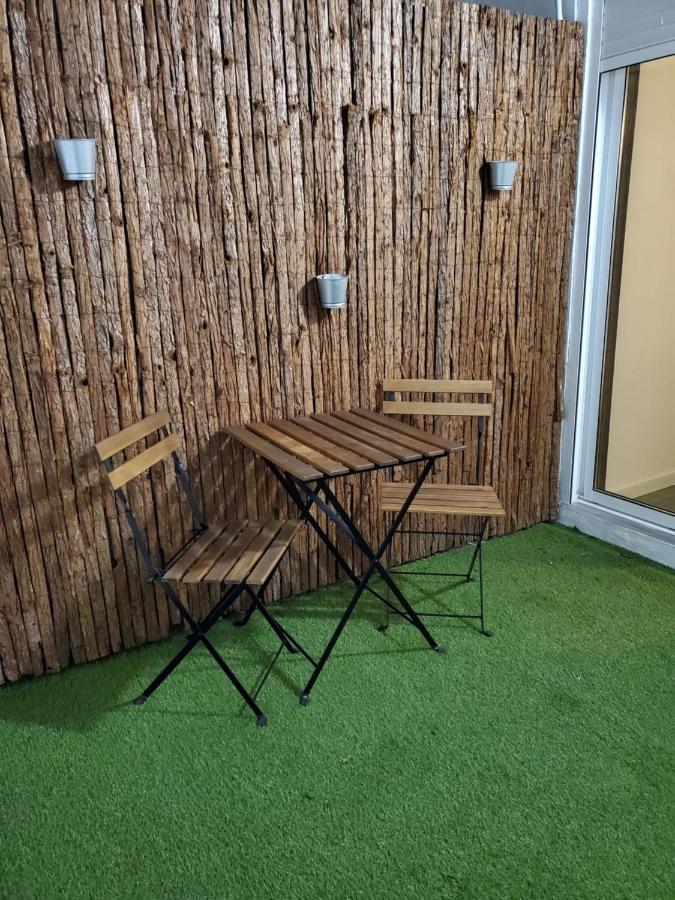 Small And Cozy Rooms - G Valencia Exteriör bild