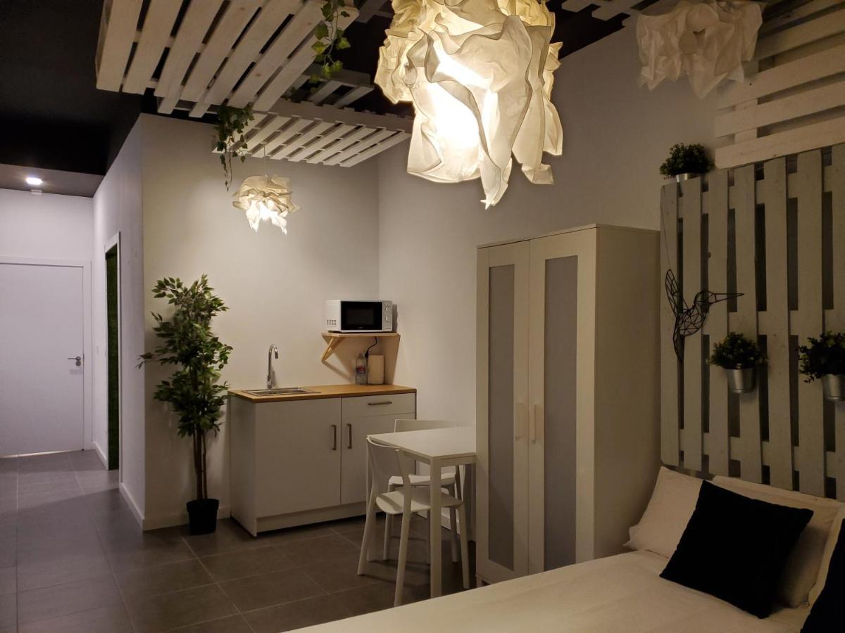Small And Cozy Rooms - G Valencia Exteriör bild