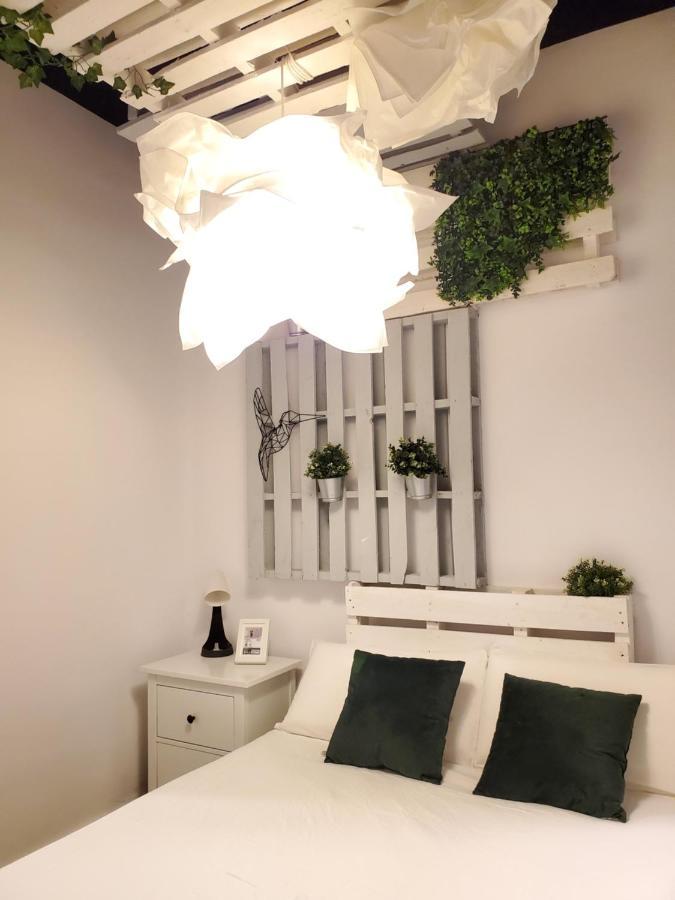 Small And Cozy Rooms - G Valencia Exteriör bild