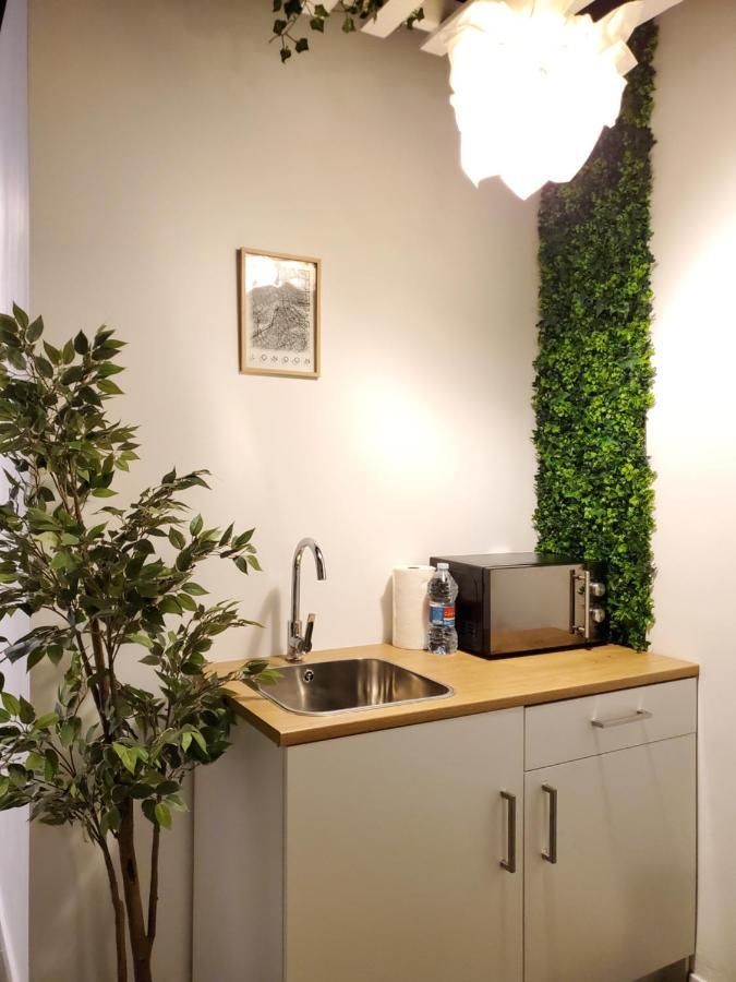 Small And Cozy Rooms - G Valencia Exteriör bild