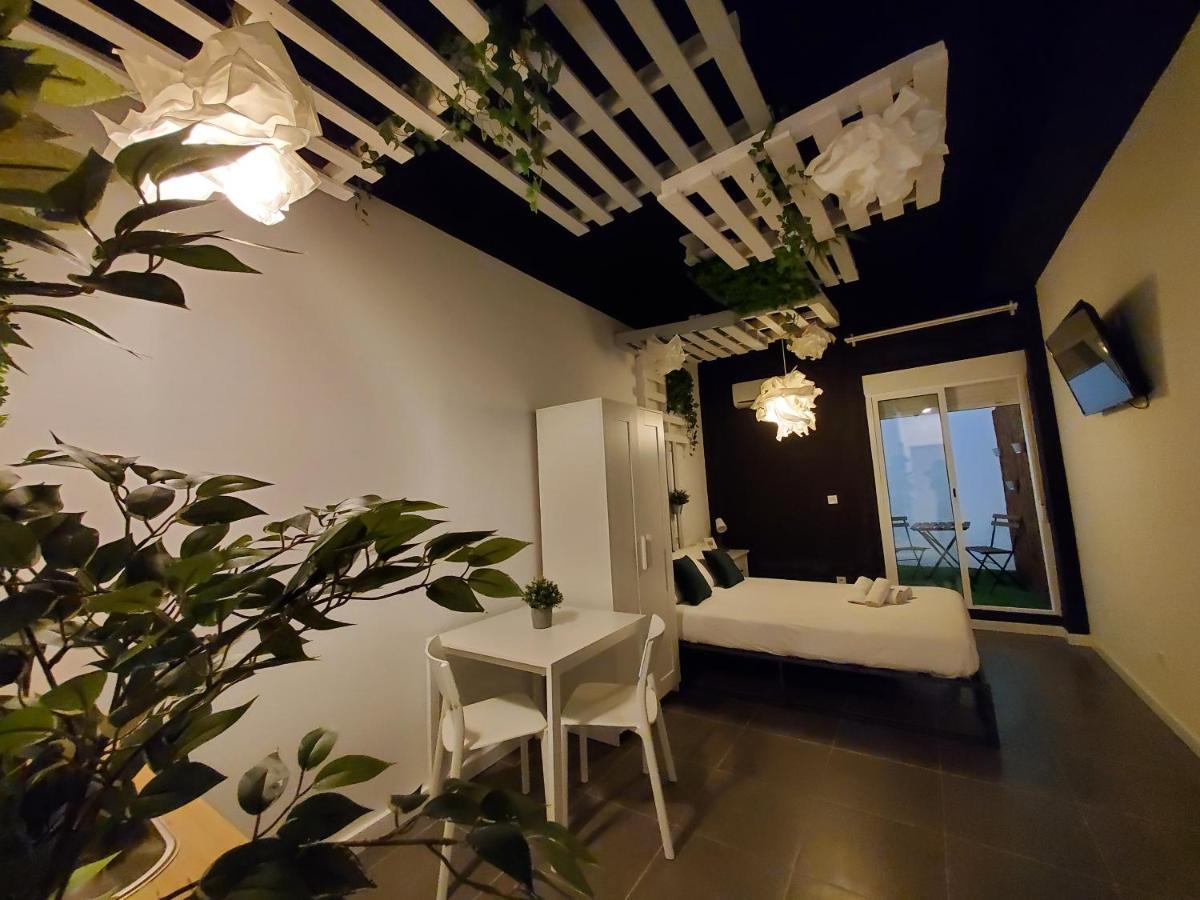 Small And Cozy Rooms - G Valencia Exteriör bild