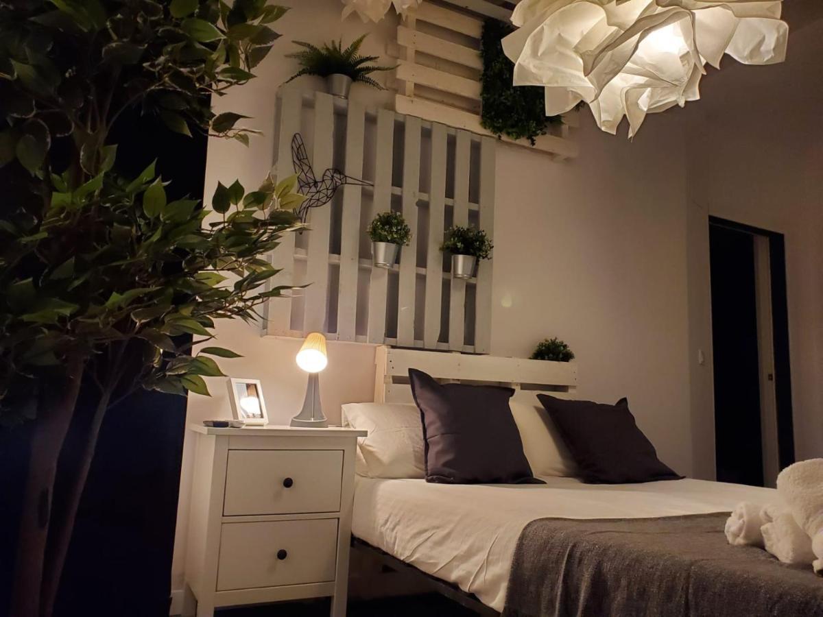 Small And Cozy Rooms - G Valencia Exteriör bild